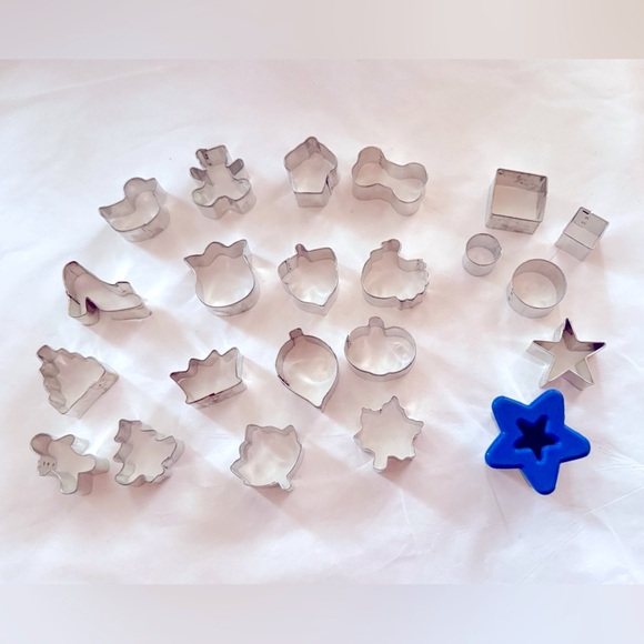 Assorted Mini Metal Cookie Cutters Set of 22 Shapes! - Picture 1 of 7